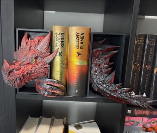 Novy set RED PREMIUM fakt božsky rozsvítí knihovnu. Ale pokud nechceš celý set můžeš si samostatně koupit hlavu Guardiana...